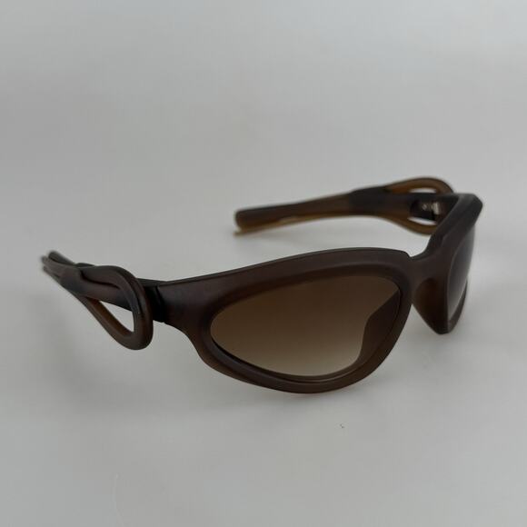 Visages x Clara Berry Sunglasses mod. Sasha Removable Hair Pin Brown Oval main image 4